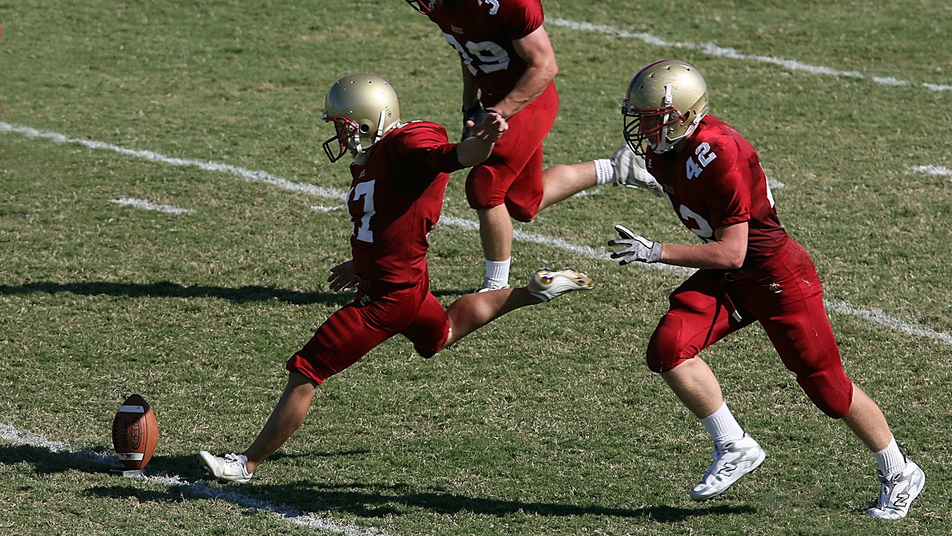 NBA回顾：近10场9胜！湖人距第7差0.5胜场，詹眉关键发力带领湖人后来居上