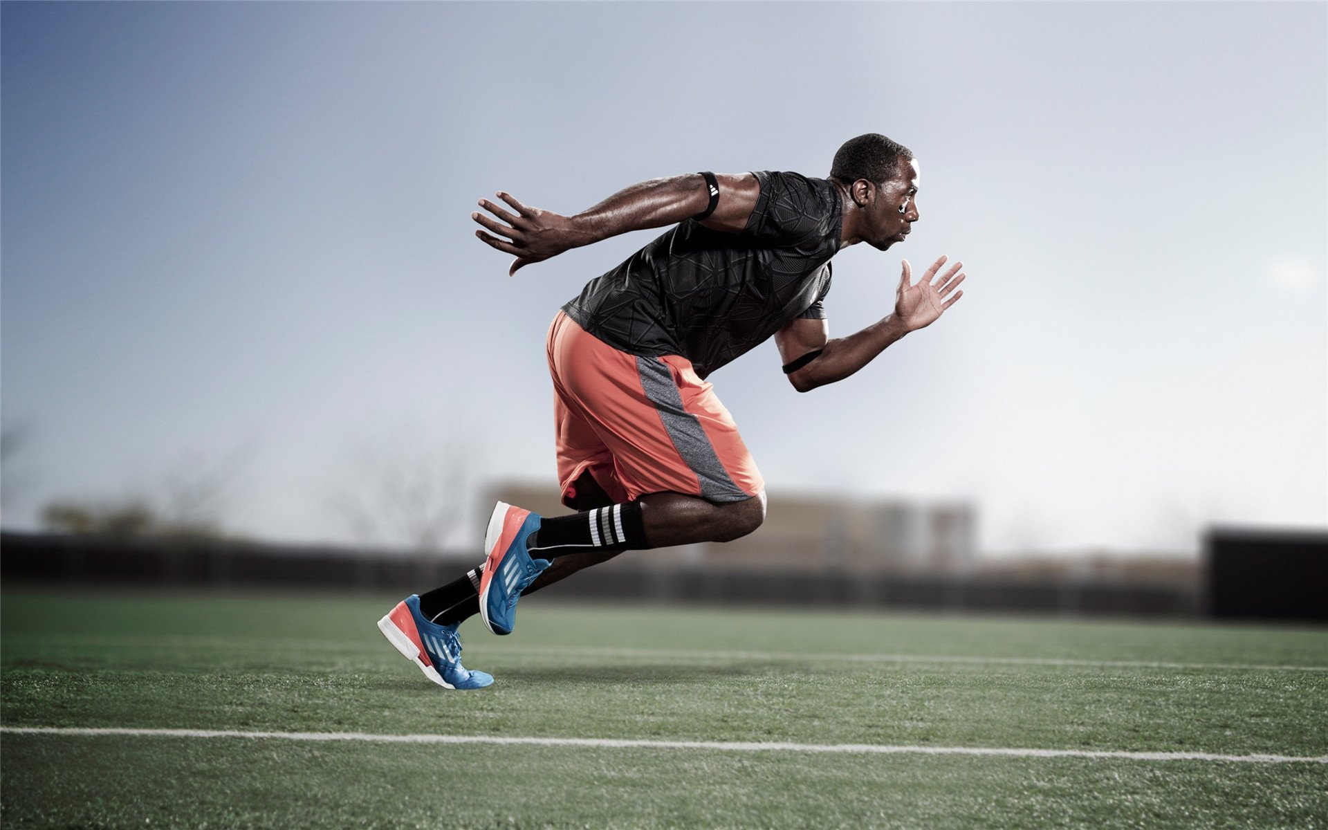 米兰官方网站-球员状态提升赢得掌声，提升球员评级