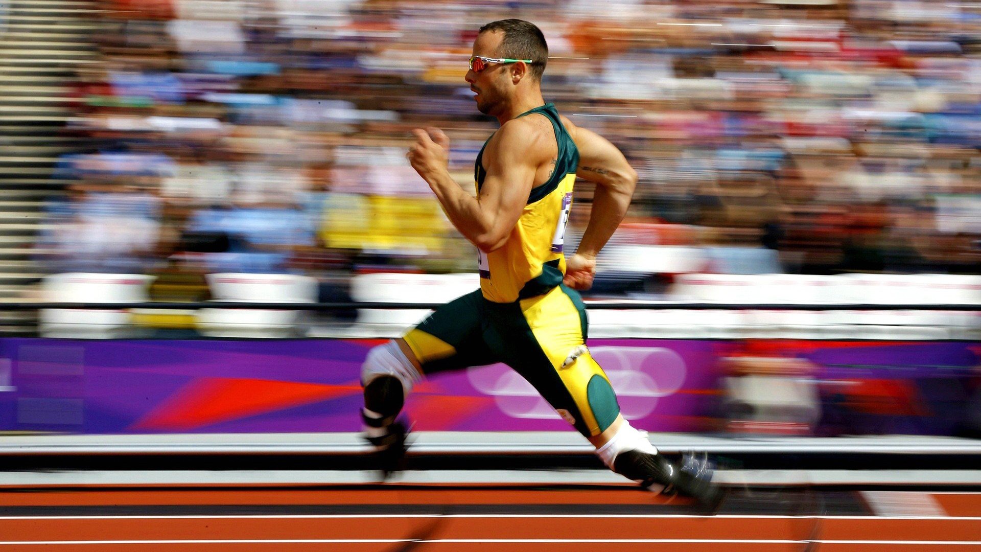 米兰体育(中国大陆)官网-福登的无球跑动为曼城创造额外进攻通道，福登曼城集锦